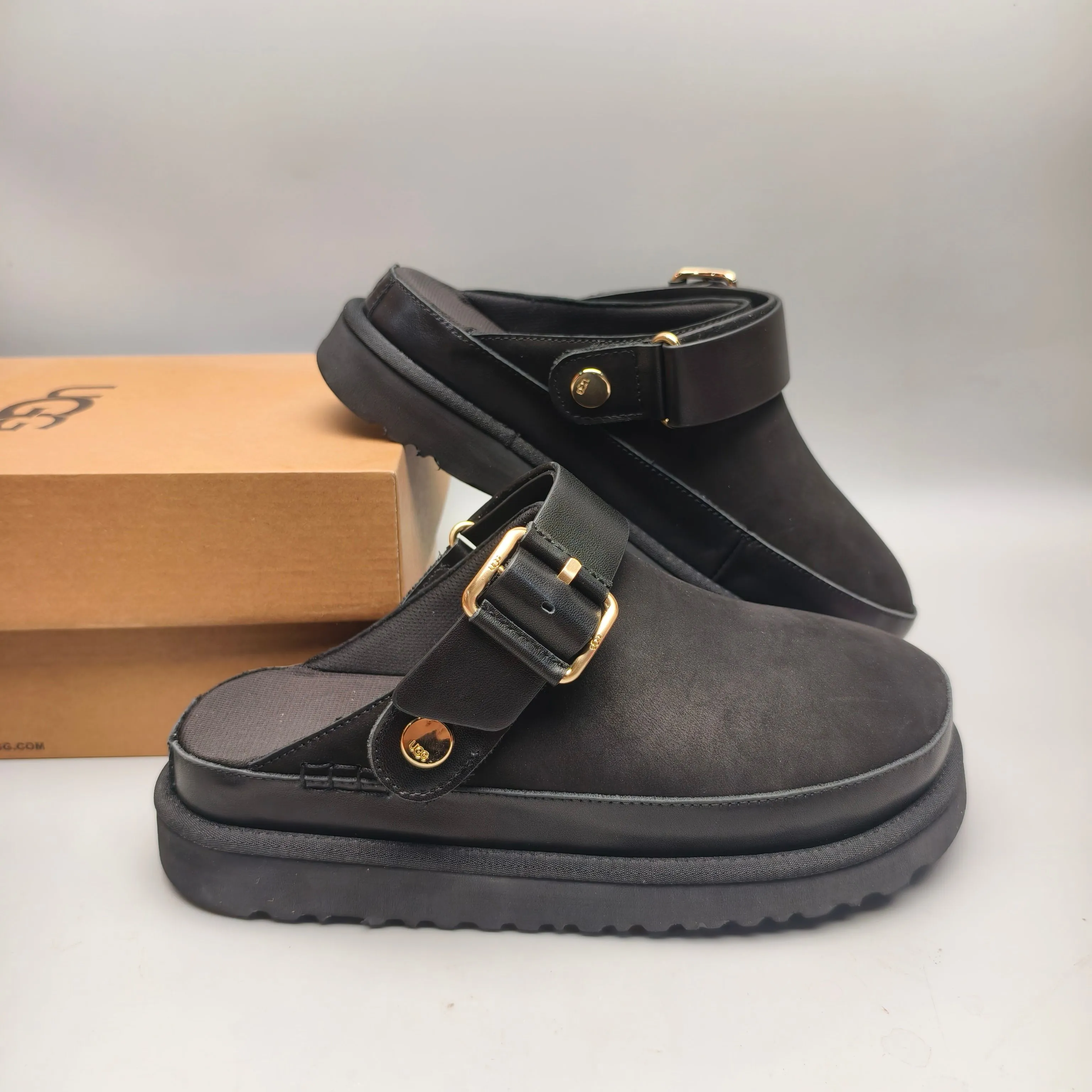 💰520 UGG sandals 9590 new spring and summer slip-on sandals Color: Maroon Sand Black Size: 35-41